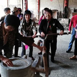 陆板桥社区重阳之旅，激起的感慨之心，敬佩之心，感恩之心！ ...