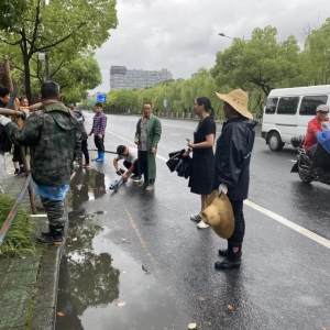 党建引领 数智赋能 三墩镇全力抗击“烟花”台风